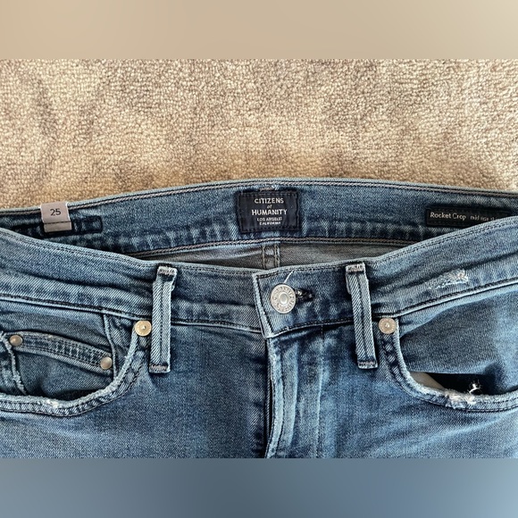 Great pair of Citizens of Humanity Jeans size 25 - Picture 3 of 4